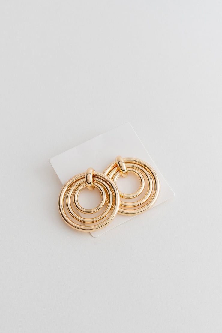 Esme Hoops