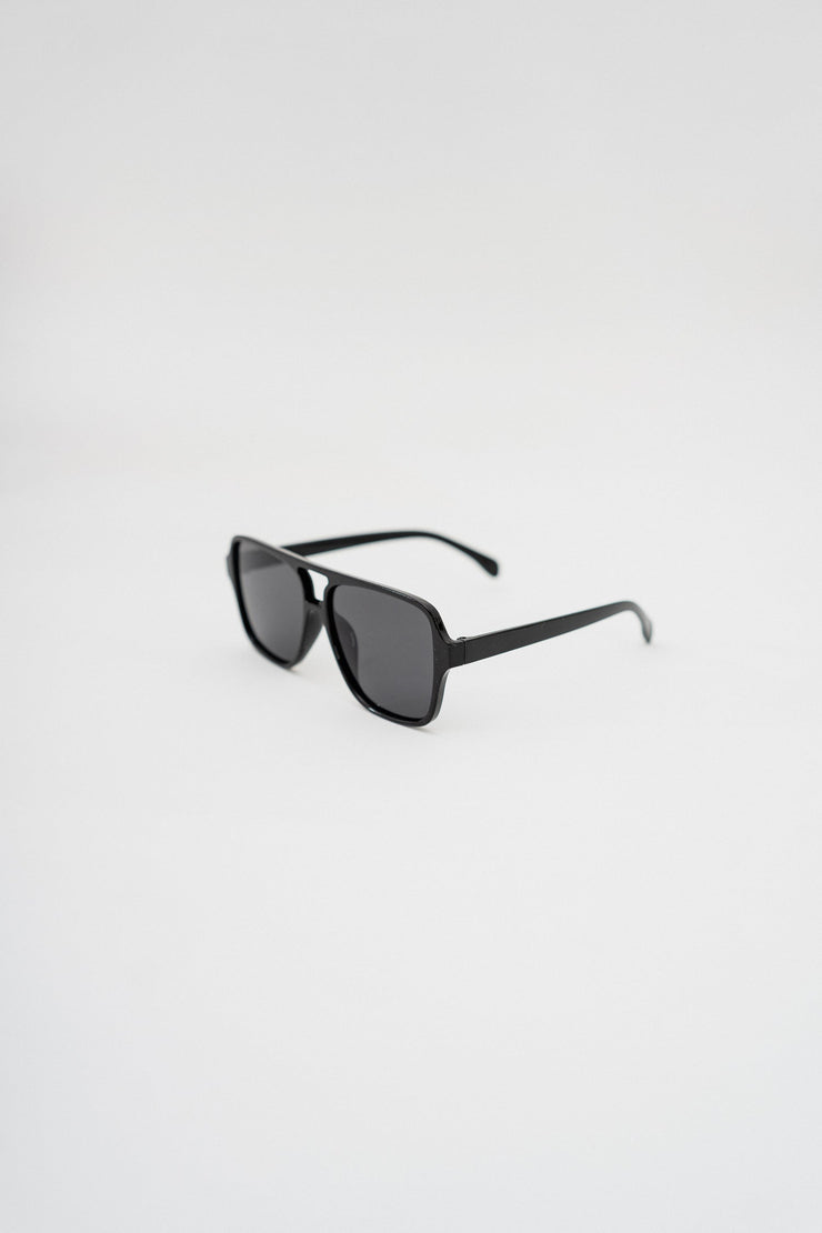 Black Aviators Sunglasses