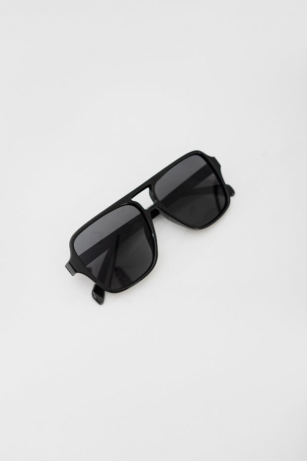 Black Aviators Sunglasses
