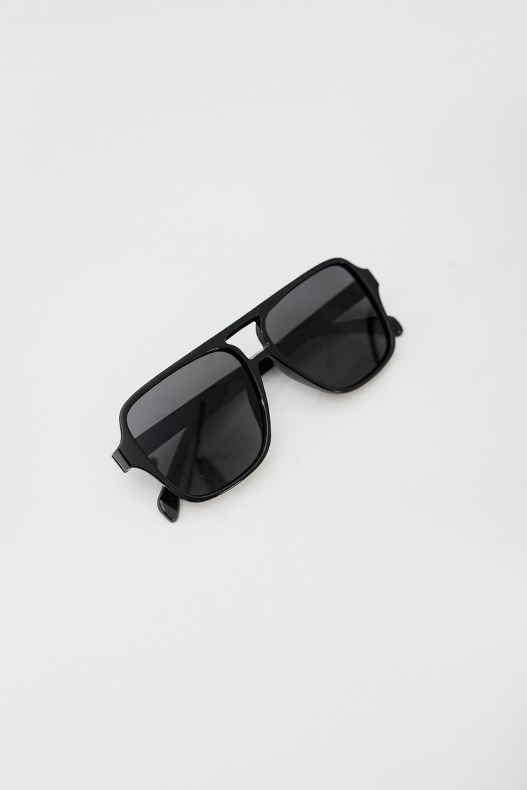 Black Aviators Sunglasses