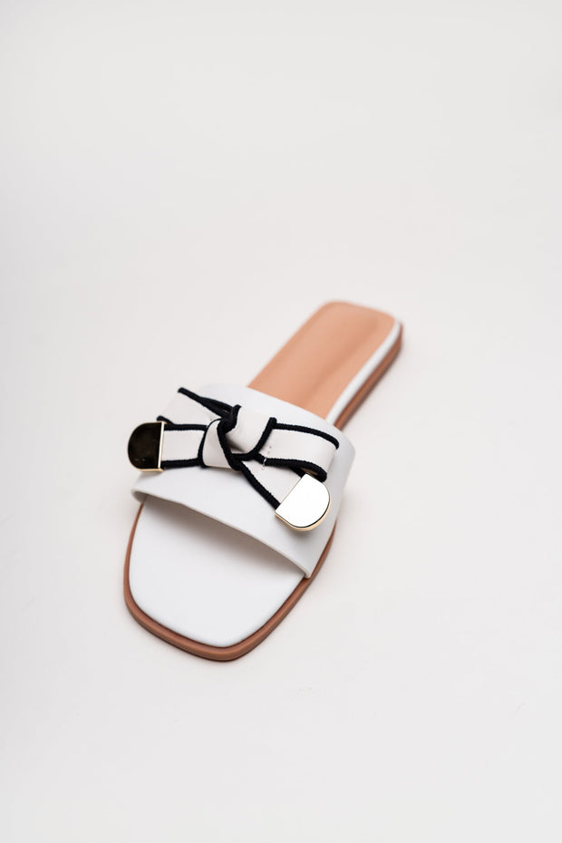 White Bow Flats