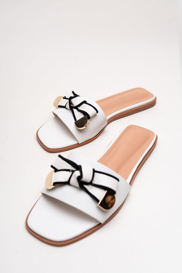 White Bow Flats