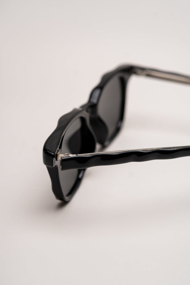 Black Frame Sunglasses