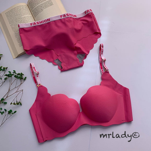 FLARE FASHION LIGHT PUSH UP BRA SET