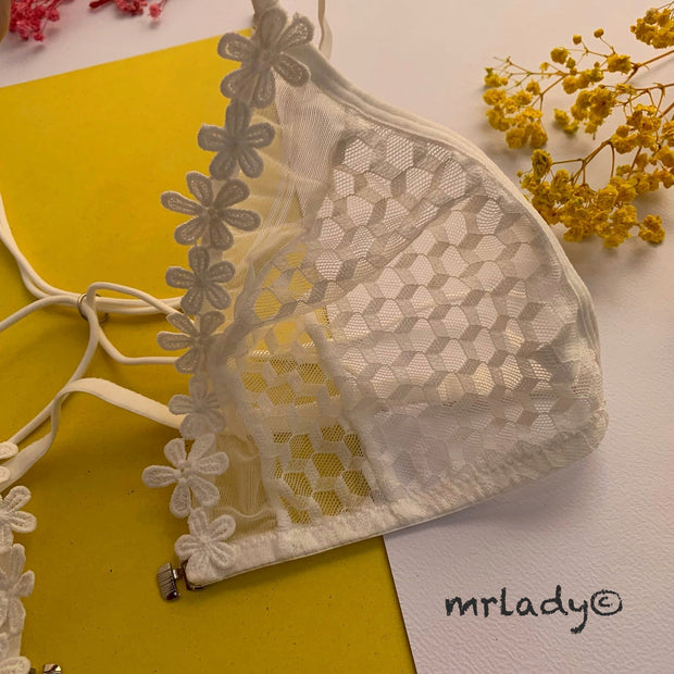 MOST PREMIUM FRONT OPEN FLORAL NET BRA SET