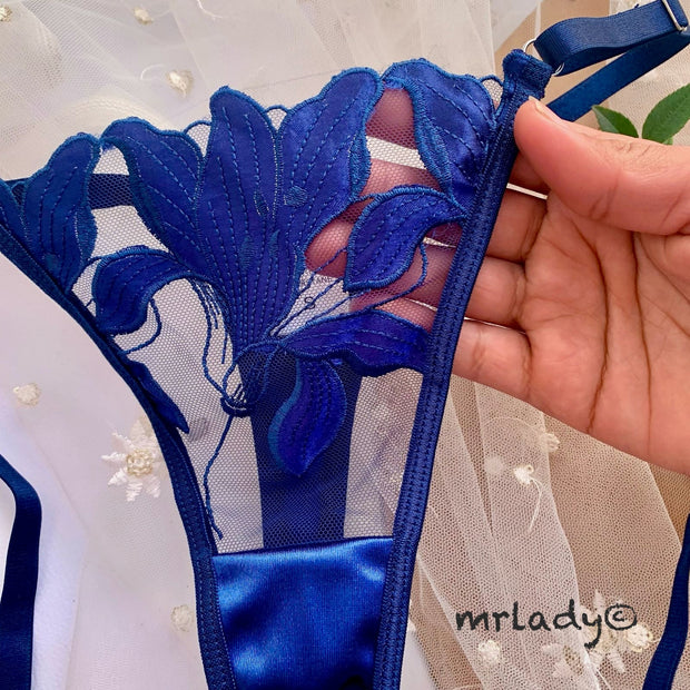 CLASSY NET PETAL BRA SET