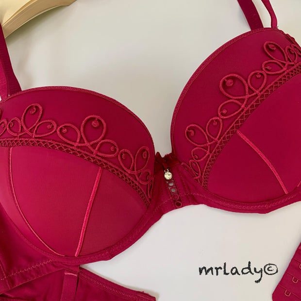 CINDY THIN PADDED BRA