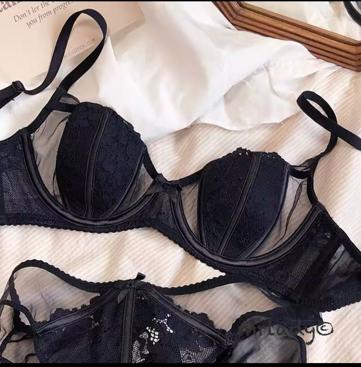 SEXY NET WIRED BRA SET