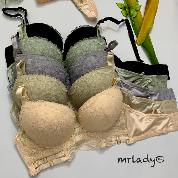 ANGELURA THIN PAD BRA SET