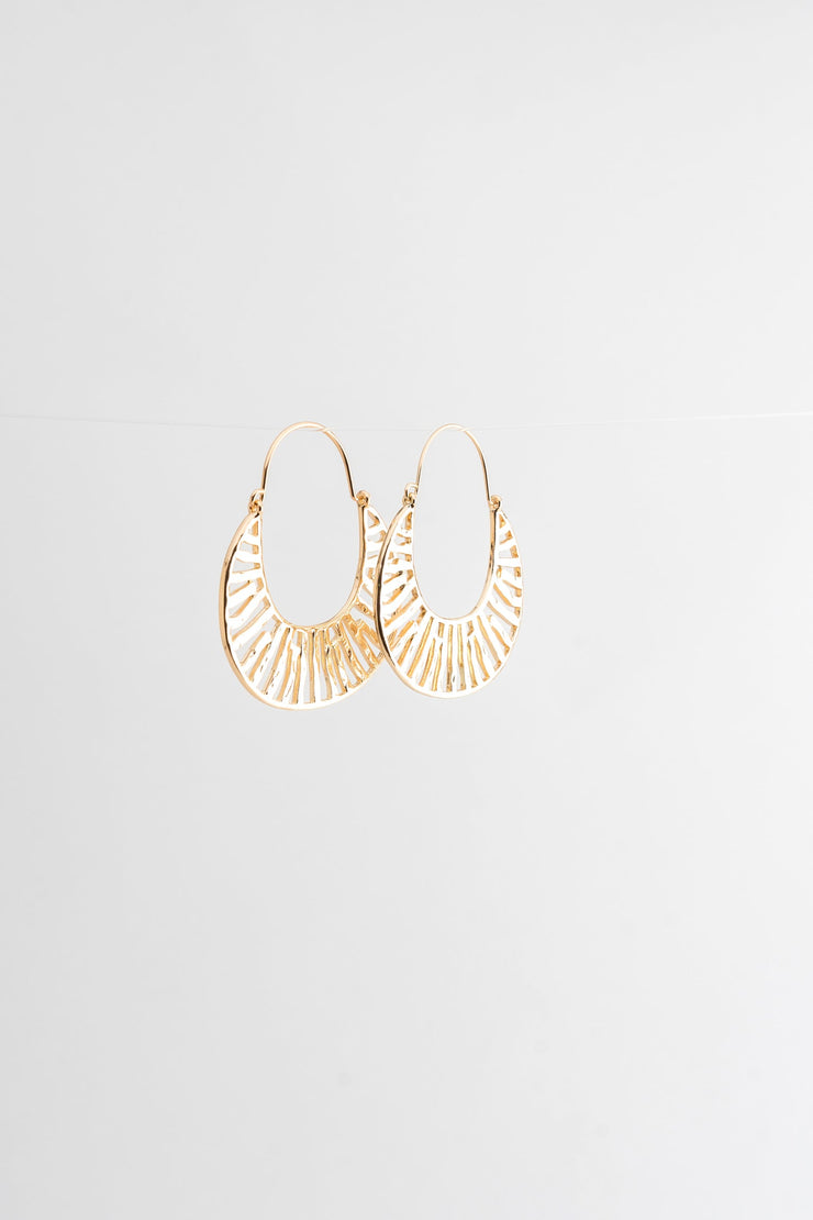 Lara Hoops